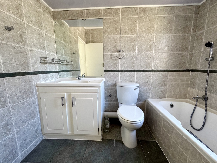 3 Bedroom Property for Sale in Beachfront Western Cape